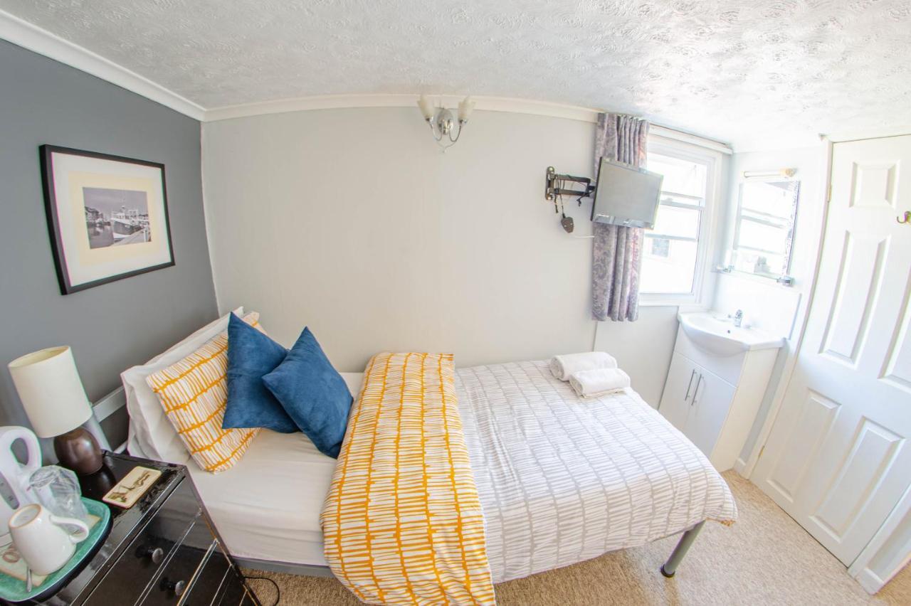 Olivers Guest House Weymouth Exterior photo